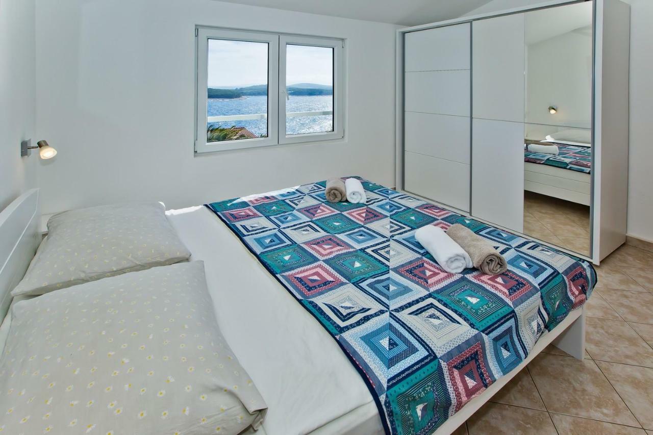 Apartments Cloud Хвар Экстерьер фото