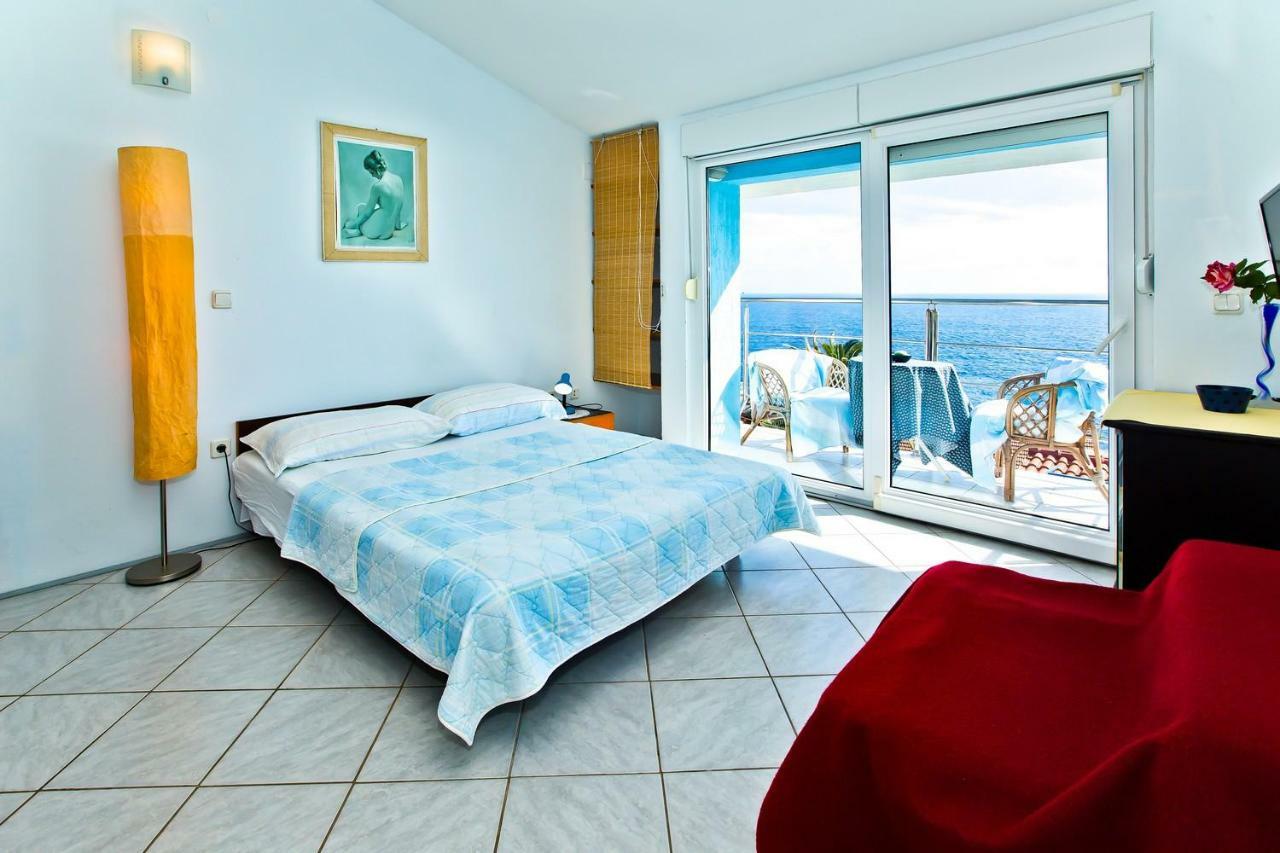 Apartments Cloud Хвар Экстерьер фото