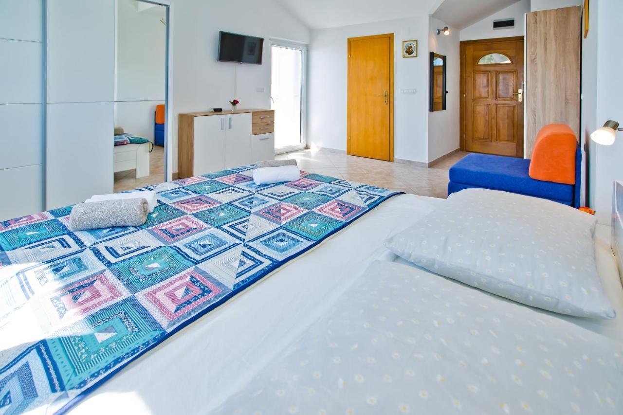 Apartments Cloud Хвар Экстерьер фото